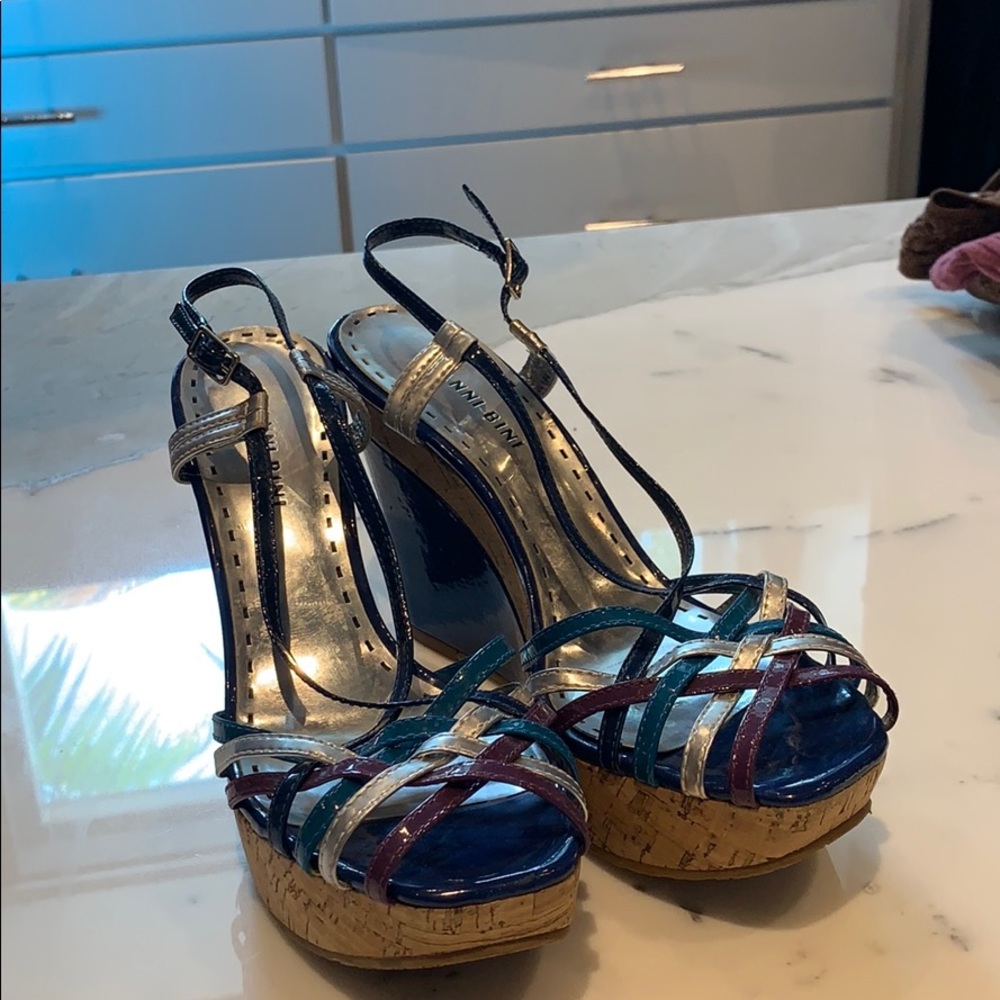 Gianni Bini wedges